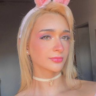 Giulia Blaz, criadora de conteúdo adulto brasileira